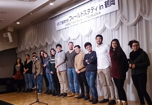 イタリアの学生との交流