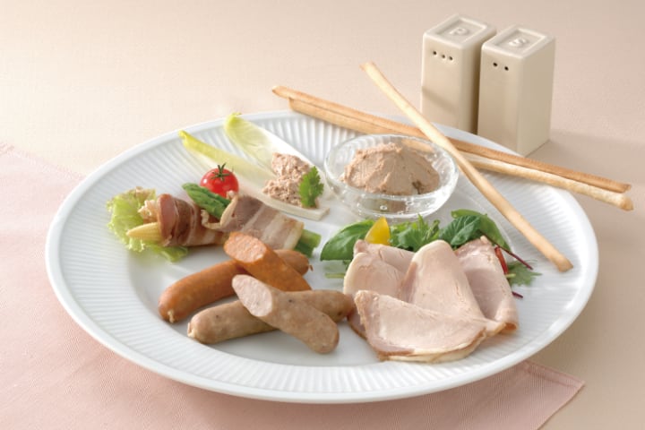 出羽のしんけん工房シリーズのソーセージ・ハム