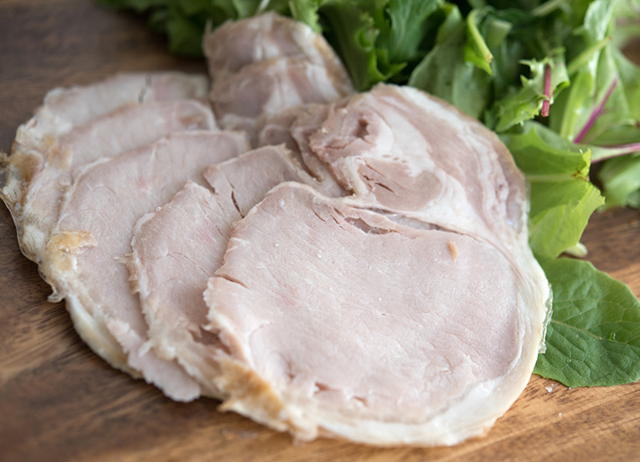 出羽のしんけん工房 布巻きロースハム